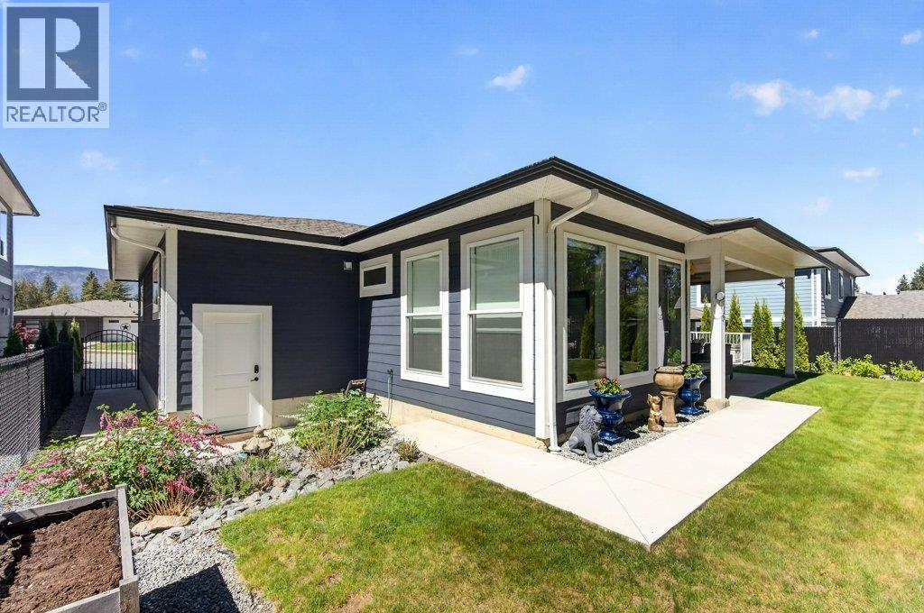 1530 2 Street Se, Salmon Arm, British Columbia  V1E 0G3 - Photo 54 - 10386378