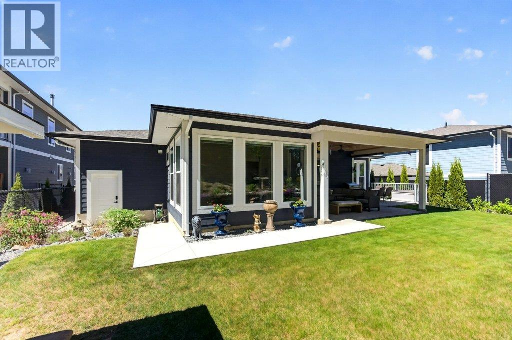 1530 2 Street Se, Salmon Arm, British Columbia  V1E 0G3 - Photo 56 - 10386378