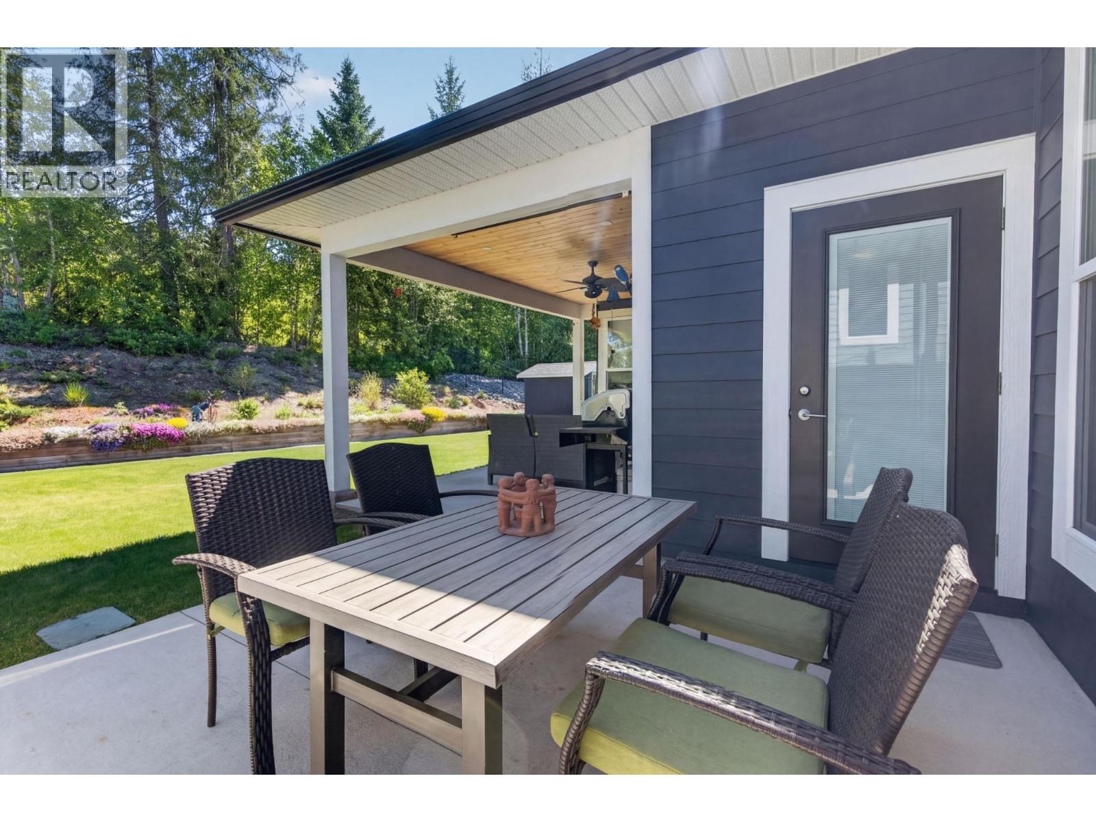 1530 2 Street Se, Salmon Arm, British Columbia  V1E 0G3 - Photo 61 - 10386378