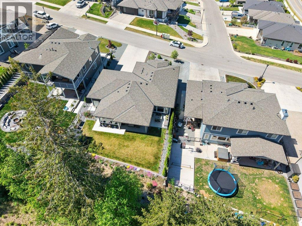 1530 2 Street Se, Salmon Arm, British Columbia  V1E 0G3 - Photo 66 - 10386378