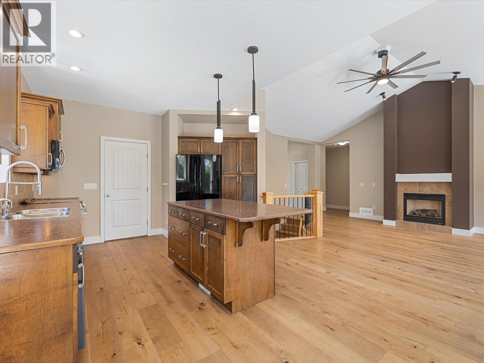 2413 Cobblestone Road, West Kelowna, British Columbia  V4T 3A7 - Photo 11 - 10386381