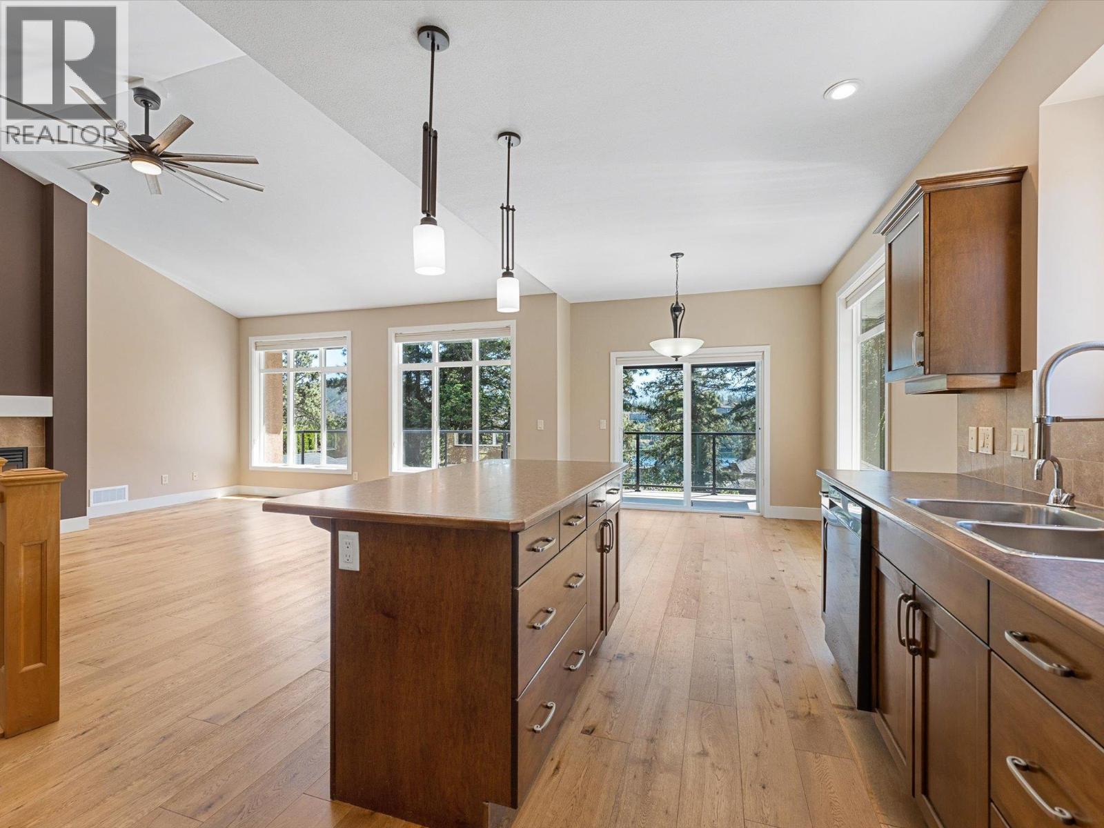 2413 Cobblestone Road, West Kelowna, British Columbia  V4T 3A7 - Photo 13 - 10386381