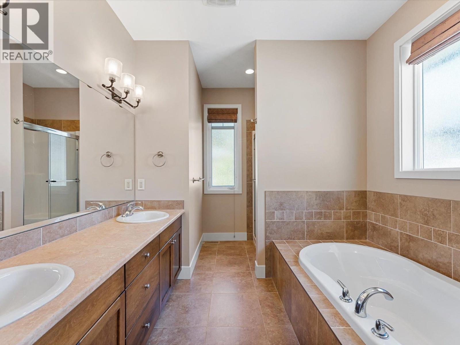 2413 Cobblestone Road, West Kelowna, British Columbia  V4T 3A7 - Photo 28 - 10386381