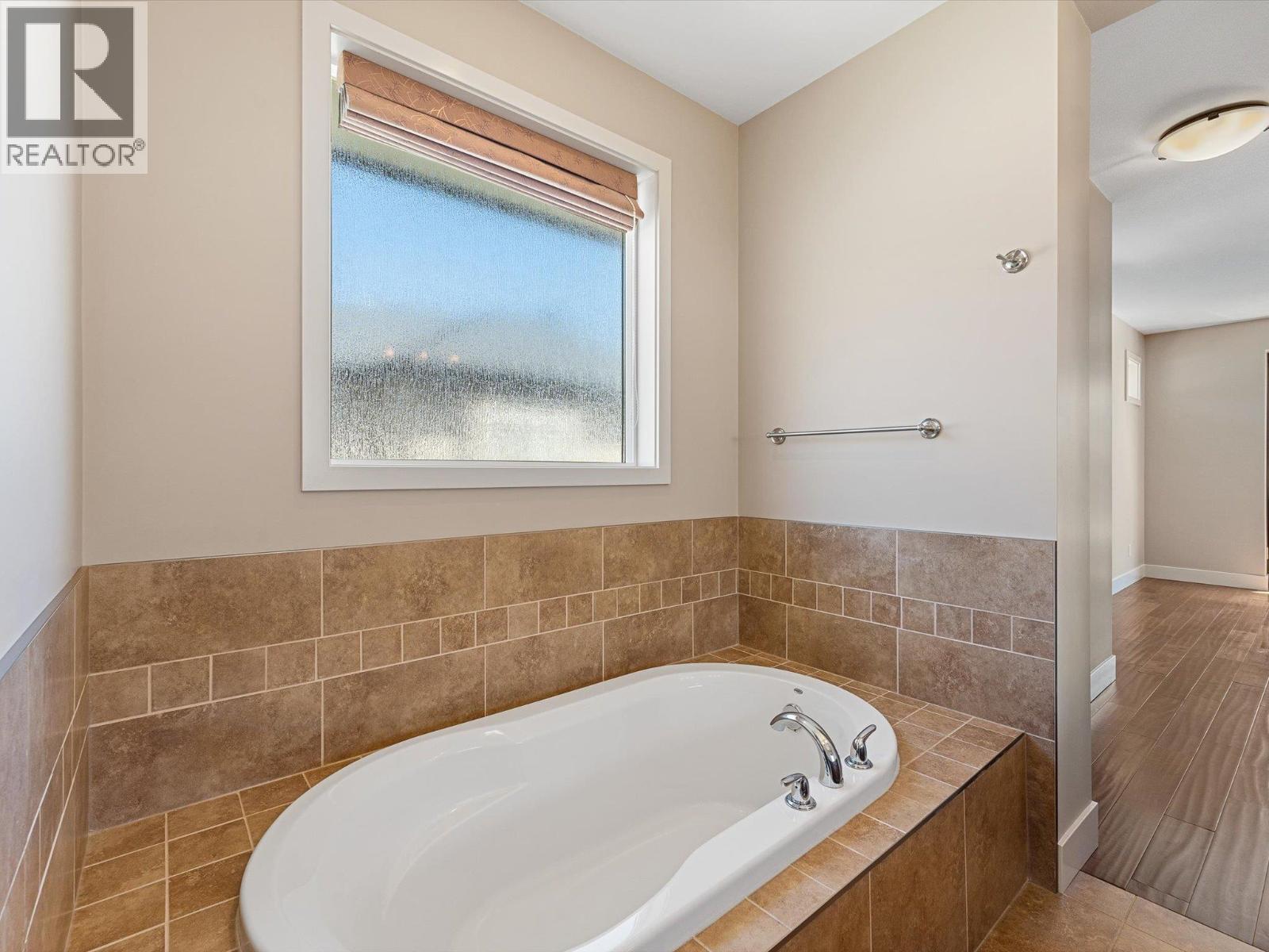 2413 Cobblestone Road, West Kelowna, British Columbia  V4T 3A7 - Photo 30 - 10386381
