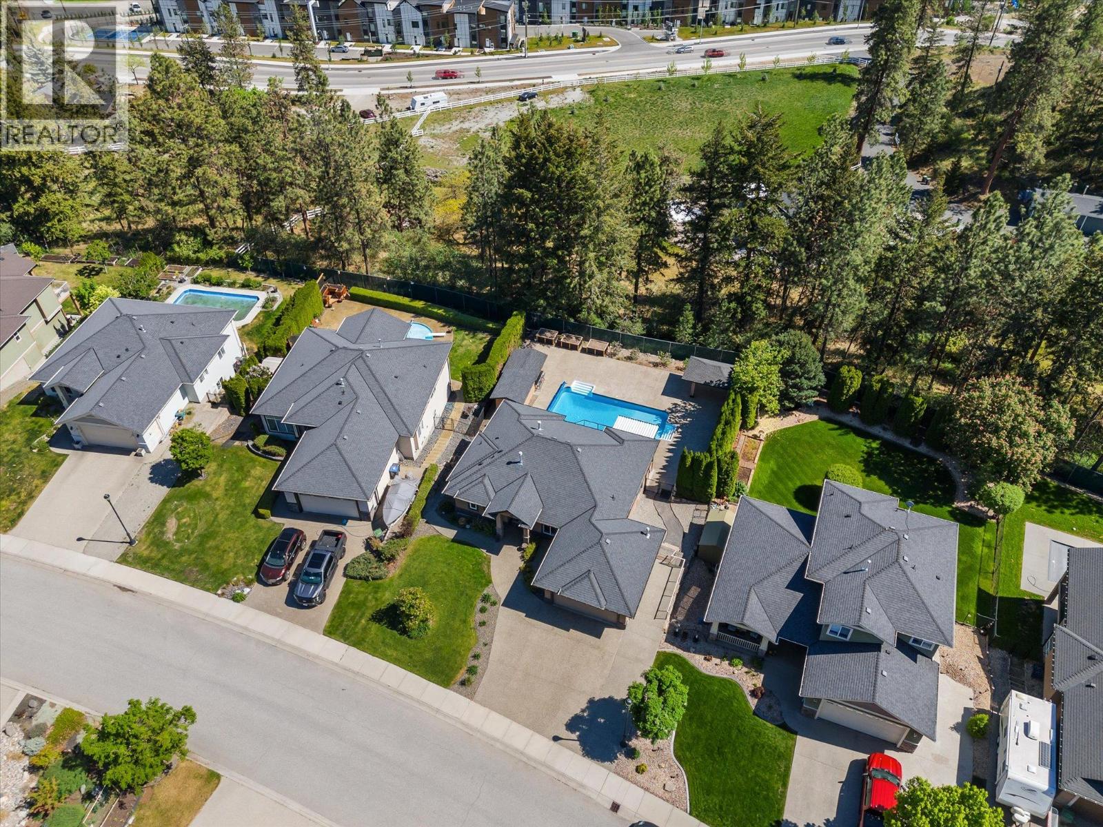 2413 Cobblestone Road, West Kelowna, British Columbia  V4T 3A7 - Photo 4 - 10386381