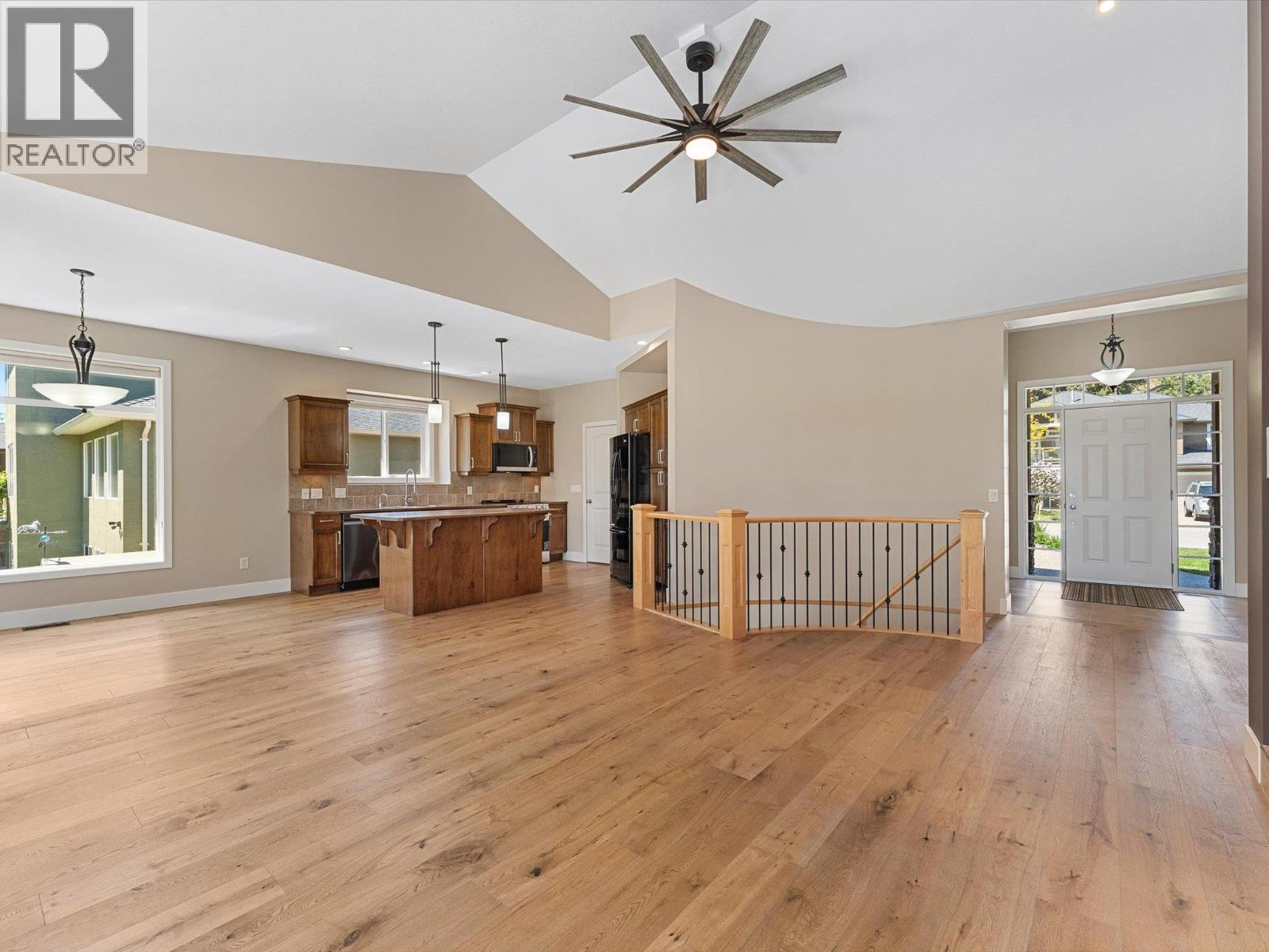 2413 Cobblestone Road, West Kelowna, British Columbia  V4T 3A7 - Photo 9 - 10386381