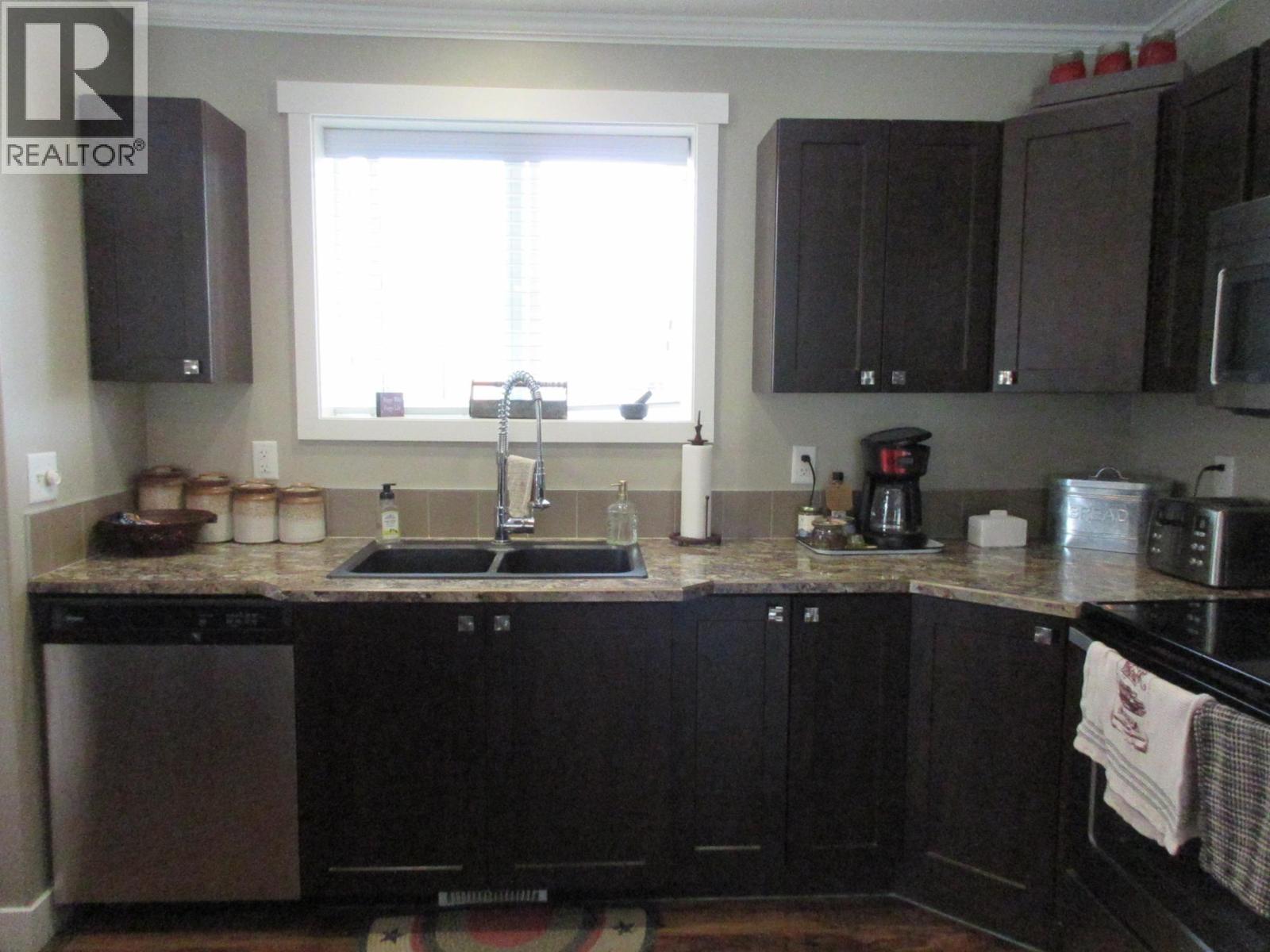 2544 Corkle Street, Merritt, British Columbia  V0K 1Y0 - Photo 10 - 10386354
