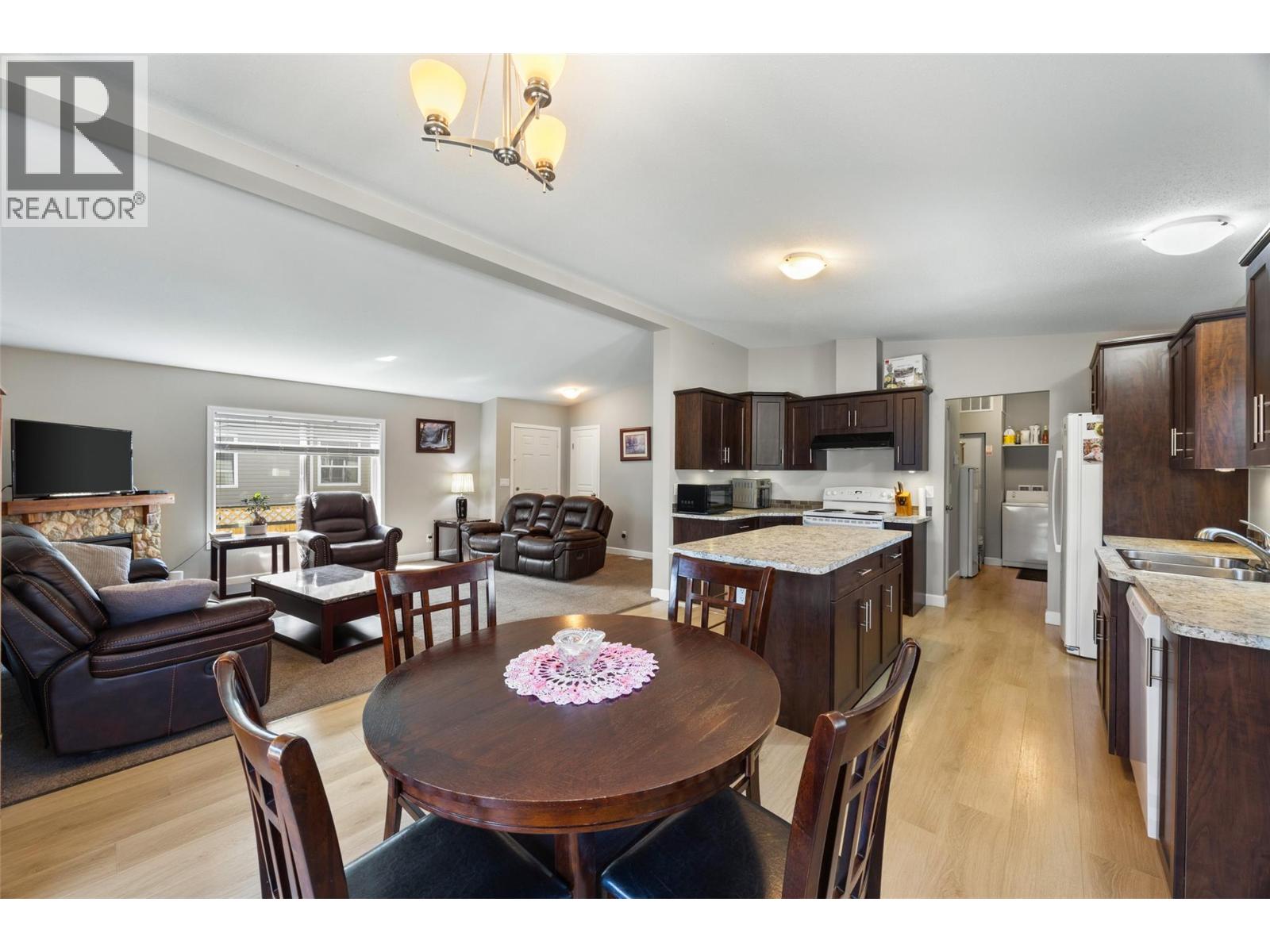 7805 Dallas Drive Unit# 42, Kamloops, British Columbia  V2C 0E5 - Photo 10 - 10386386