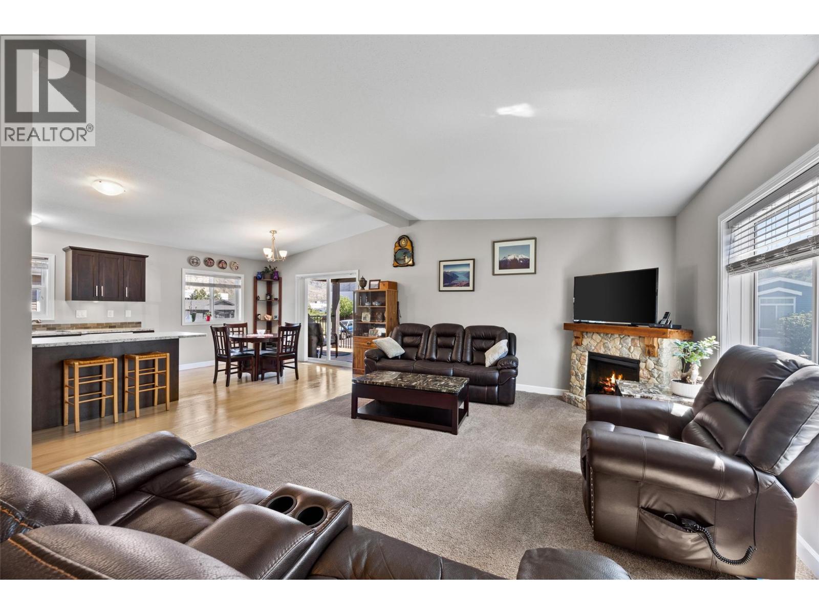 7805 Dallas Drive Unit# 42, Kamloops, British Columbia  V2C 0E5 - Photo 5 - 10386386