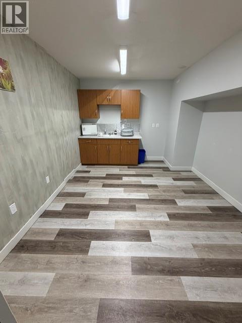 2009 Enterprise Way Unit# E, Kelowna, British Columbia  V1Y 8G6 - Photo 2 - 10386359