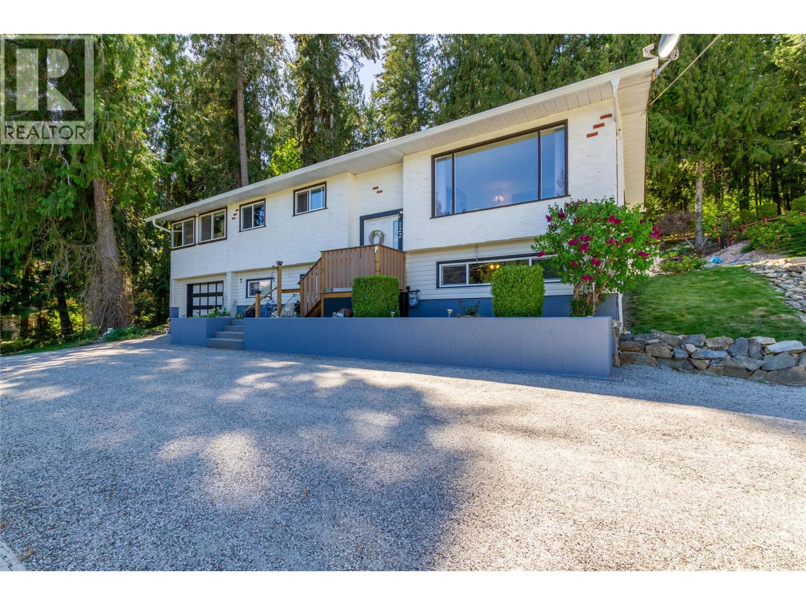 122 Timberlane Road, Enderby, British Columbia  V4Y 4G1 - Photo 2 - 10386352