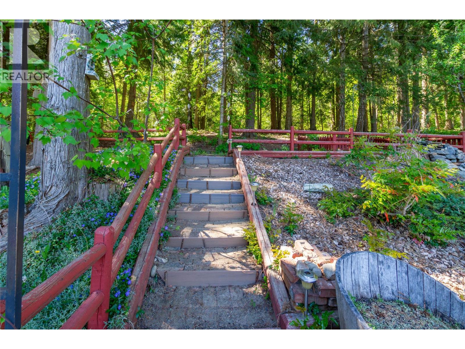 122 Timberlane Road, Enderby, British Columbia  V4Y 4G1 - Photo 45 - 10386352