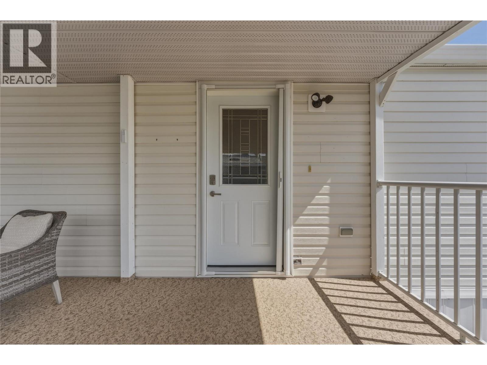 12560 Westside Road Unit# 13, Vernon, British Columbia  V1H 1S9 - Photo 3 - 10386176