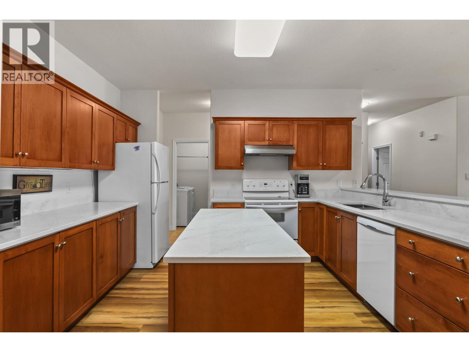 1963 Durnin Road Unit# 303, kelowna, British Columbia
