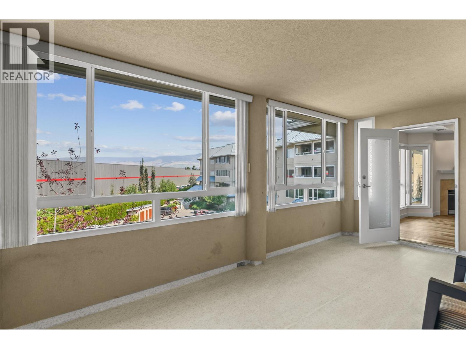 1963 Durnin Road Unit# 303, Kelowna, British Columbia  V1X 7Y4 - Photo 19 - 10386323