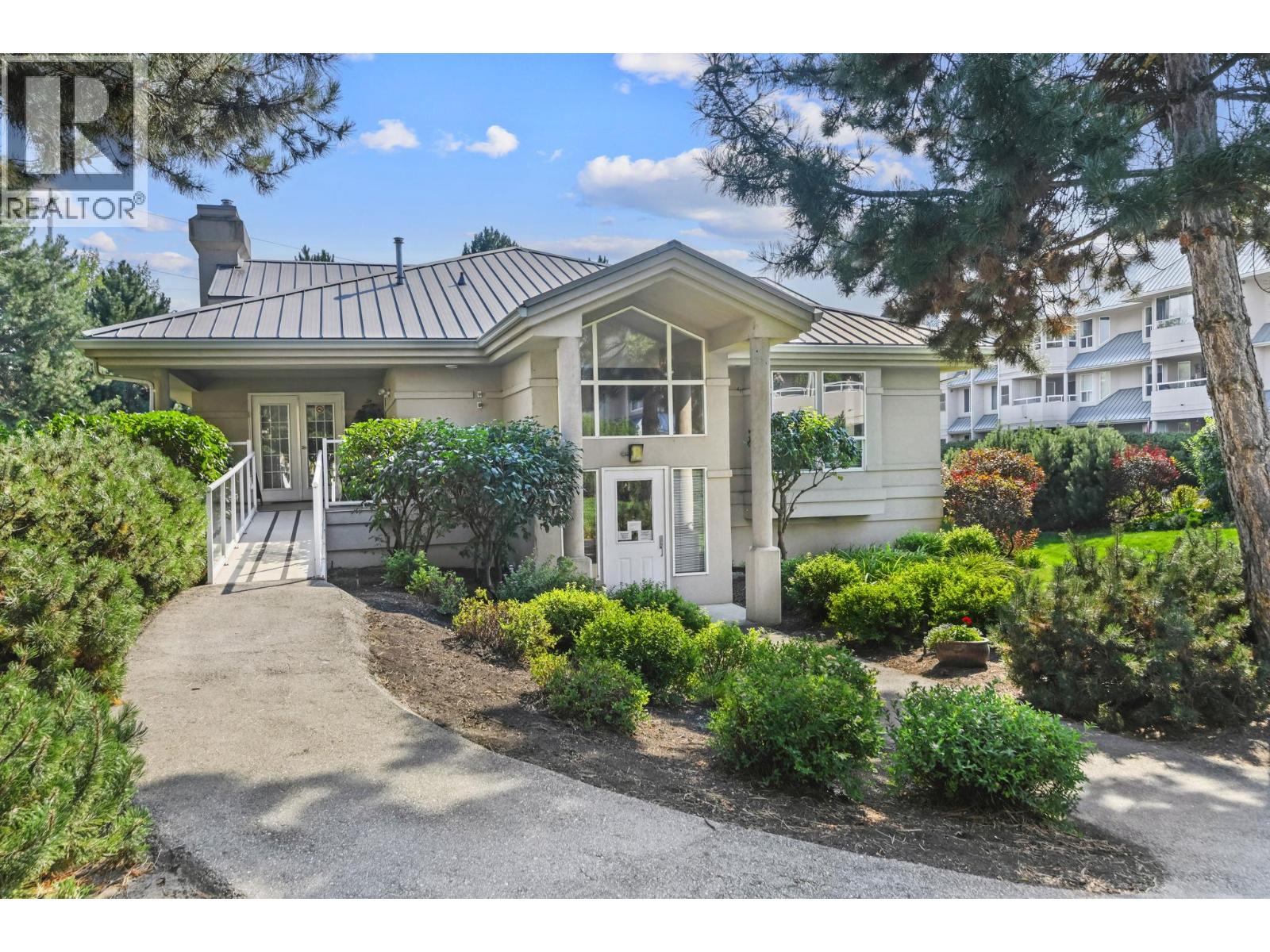 1963 Durnin Road Unit# 303, Kelowna, British Columbia  V1X 7Y4 - Photo 21 - 10386323