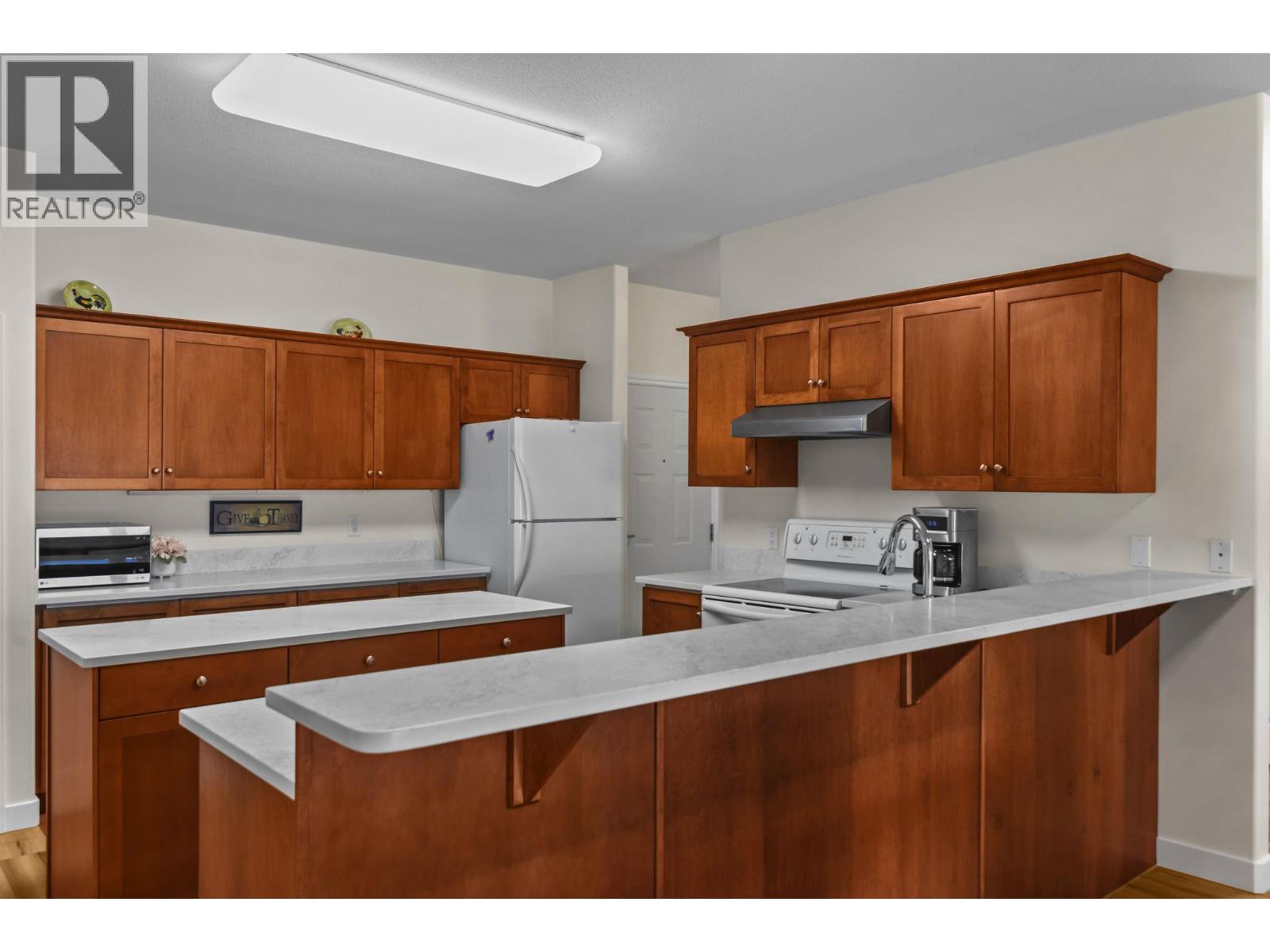1963 Durnin Road Unit# 303, Kelowna, British Columbia  V1X 7Y4 - Photo 3 - 10386323