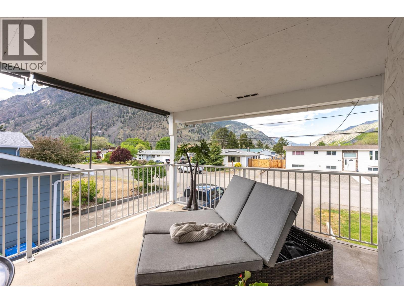 617 3rd Avenue, Keremeos, British Columbia  V0X 1N2 - Photo 35 - 10386226