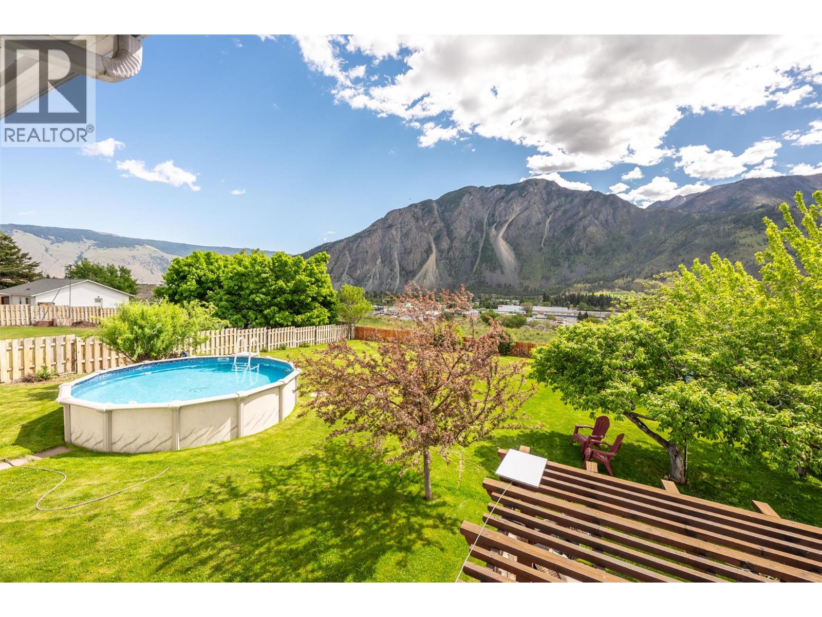 617 3rd Avenue, Keremeos, British Columbia  V0X 1N2 - Photo 44 - 10386226