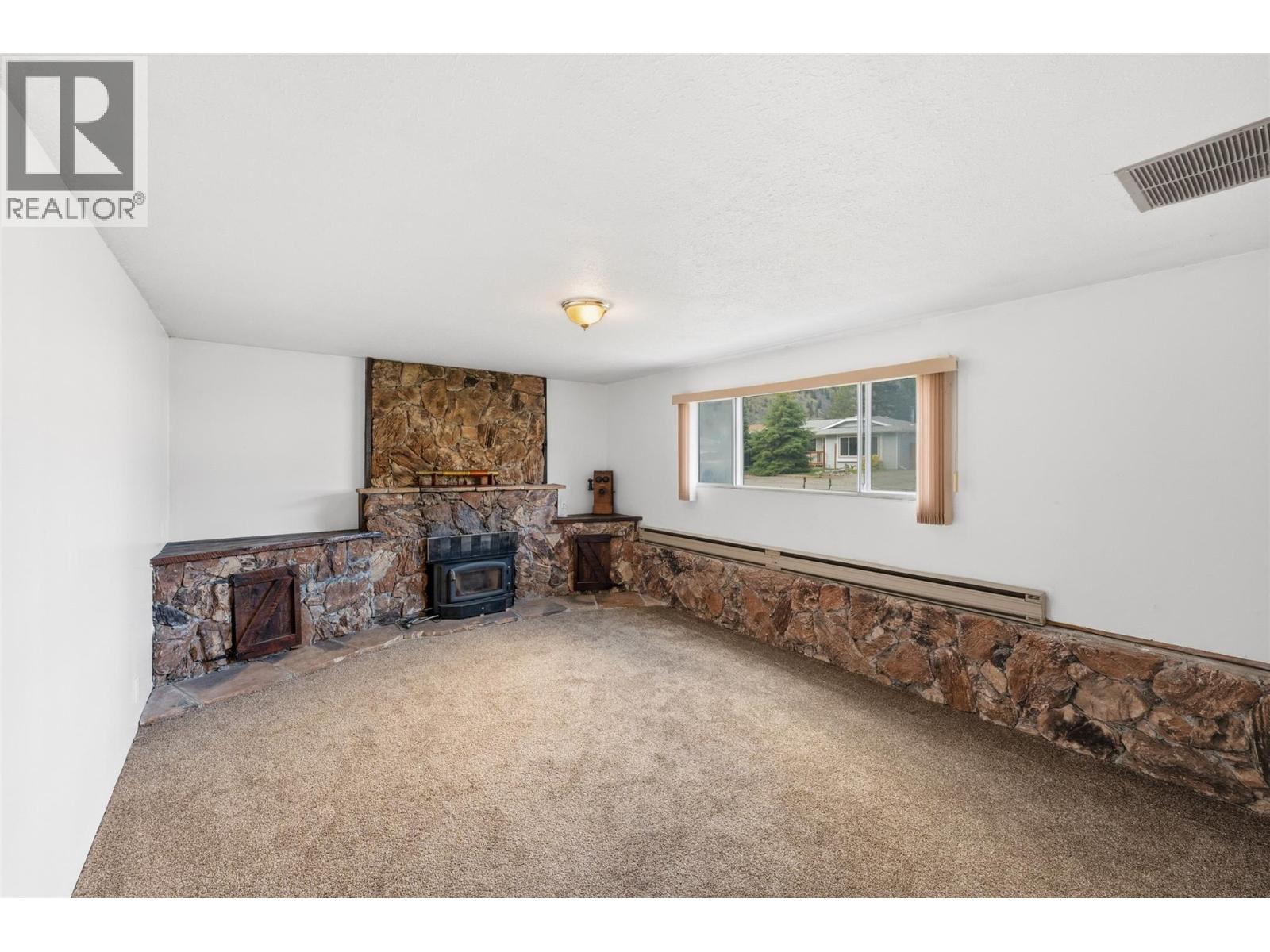617 3rd Avenue, Keremeos, British Columbia  V0X 1N2 - Photo 45 - 10386226