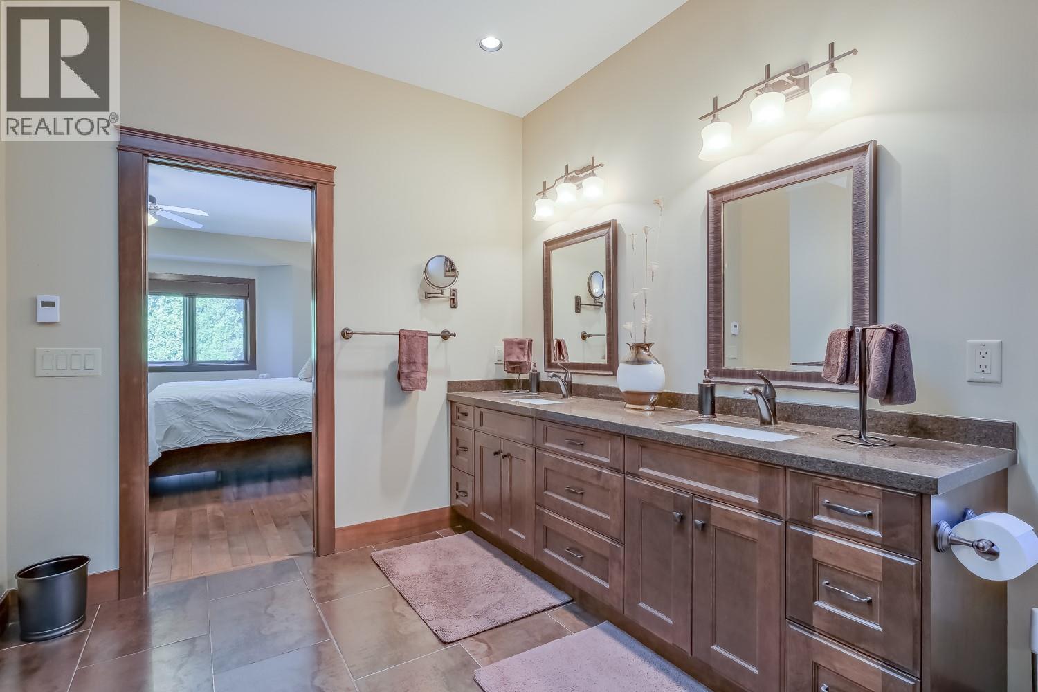 4450 Gordon Drive Unit# 137, Kelowna, British Columbia  V1W 1T1 - Photo 23 - 10386349