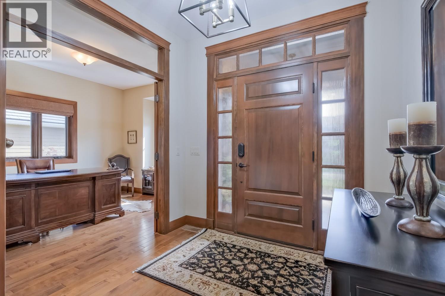 4450 Gordon Drive Unit# 137, Kelowna, British Columbia  V1W 1T1 - Photo 3 - 10386349
