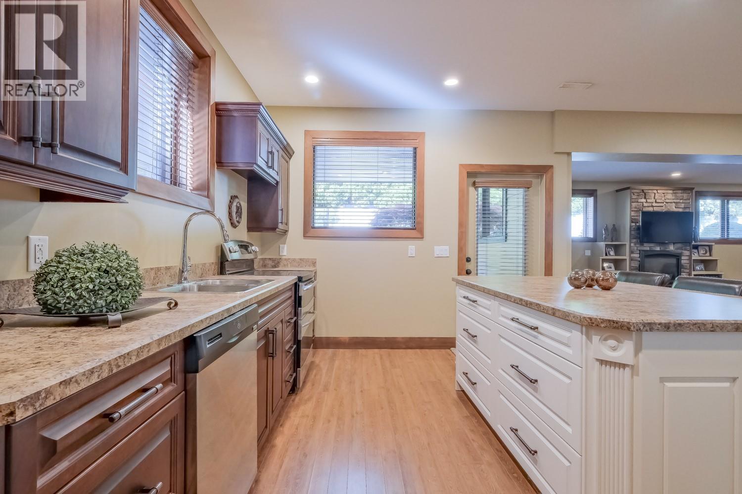 4450 Gordon Drive Unit# 137, Kelowna, British Columbia  V1W 1T1 - Photo 30 - 10386349