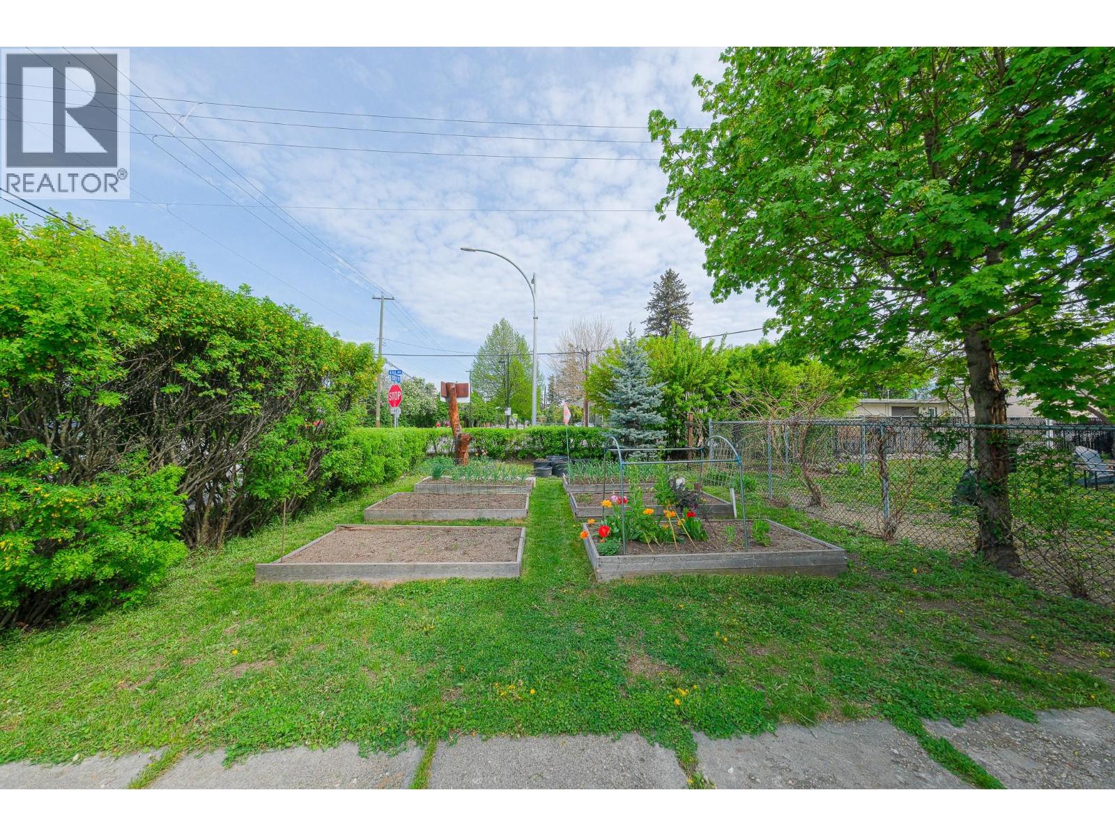 4215 20th Street, Vernon, British Columbia  V1T 4E2 - Photo 45 - 10386291