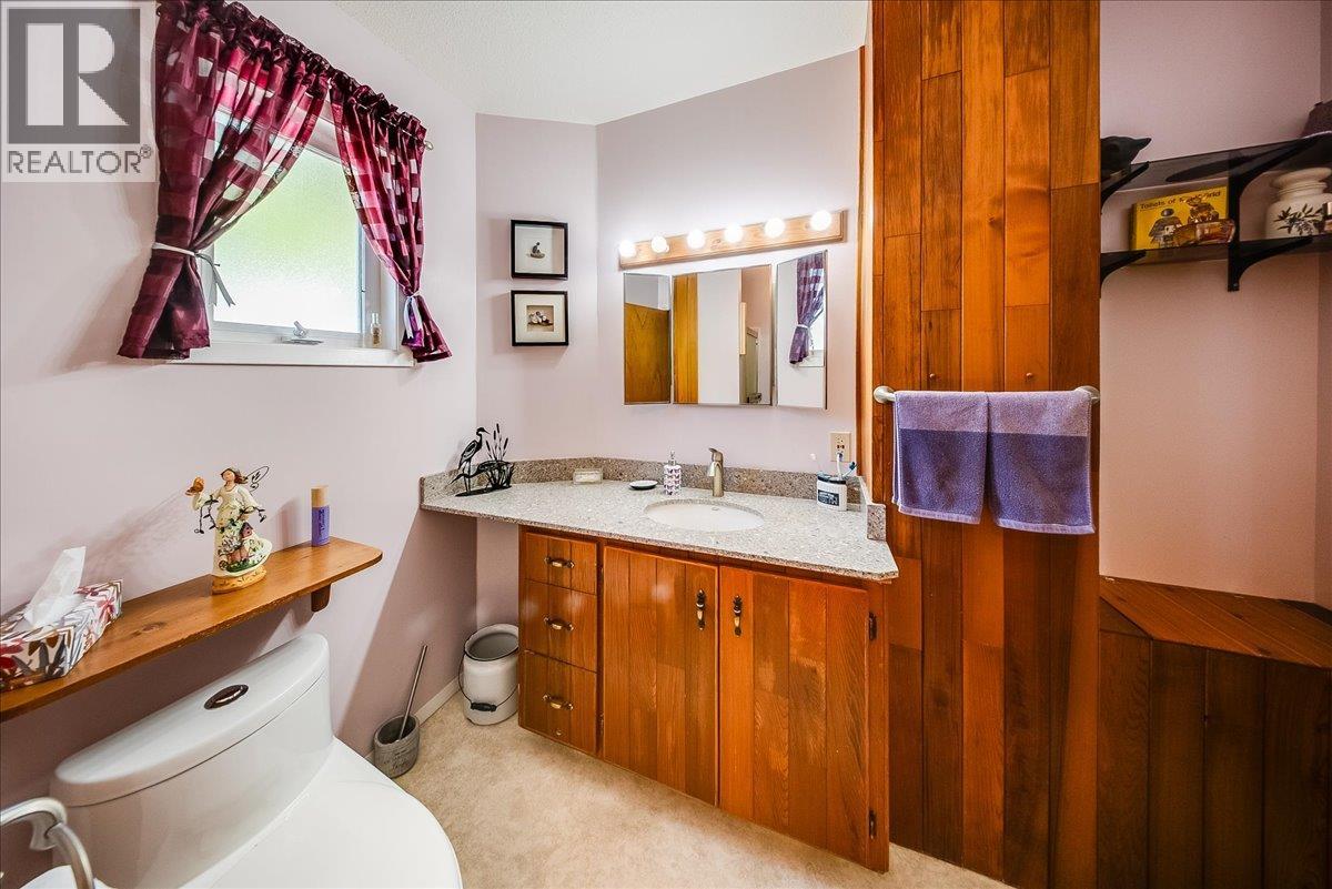 1239 Third Avenue, Trail, British Columbia  V1R 1P1 - Photo 18 - 10386250