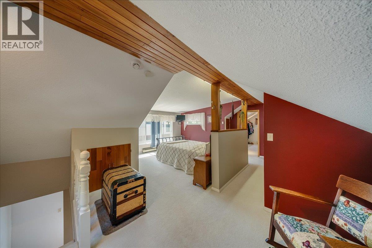 1239 Third Avenue, Trail, British Columbia  V1R 1P1 - Photo 27 - 10386250