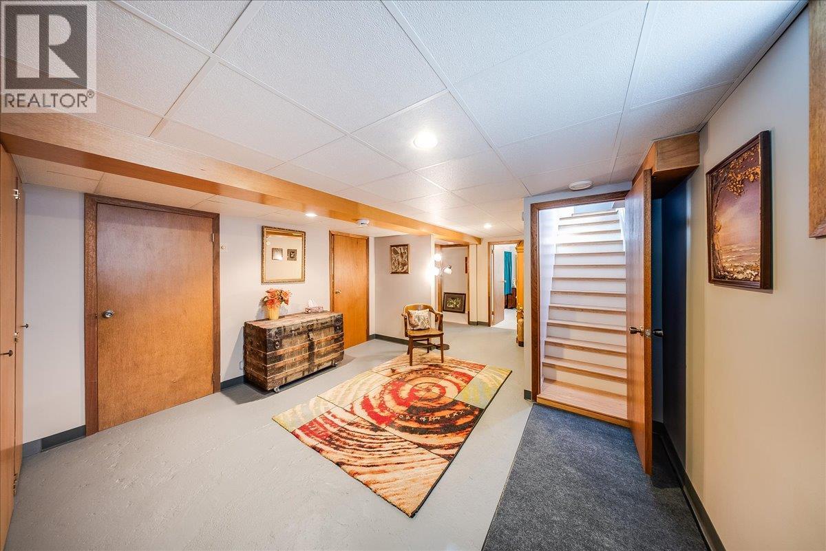 1239 Third Avenue, Trail, British Columbia  V1R 1P1 - Photo 34 - 10386250
