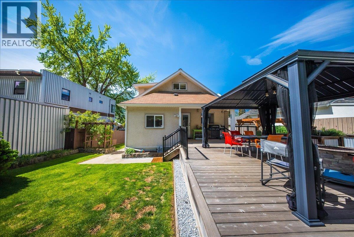 1239 Third Avenue, Trail, British Columbia  V1R 1P1 - Photo 53 - 10386250