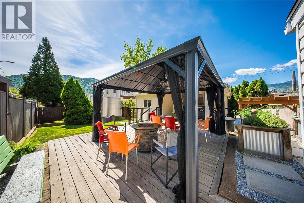 1239 Third Avenue, Trail, British Columbia  V1R 1P1 - Photo 56 - 10386250