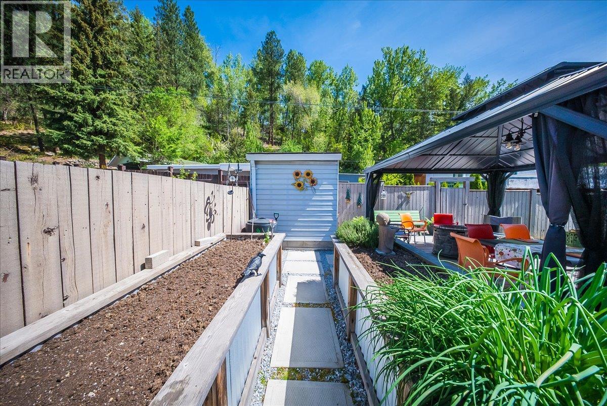 1239 Third Avenue, Trail, British Columbia  V1R 1P1 - Photo 59 - 10386250