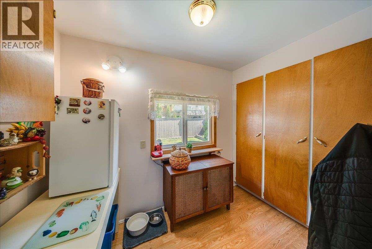 1239 Third Avenue, Trail, British Columbia  V1R 1P1 - Photo 8 - 10386250