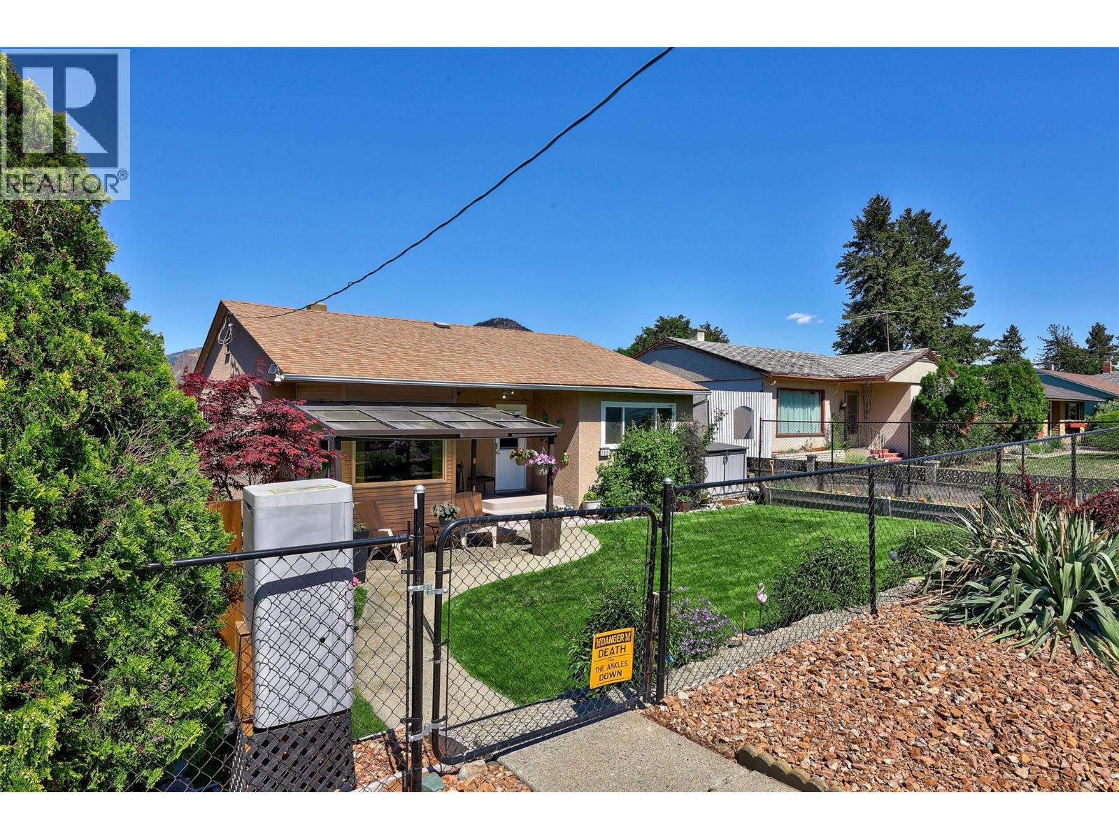 760 Munro Street, Kamloops, British Columbia  V2C 3E8 - Photo 2 - 10386178