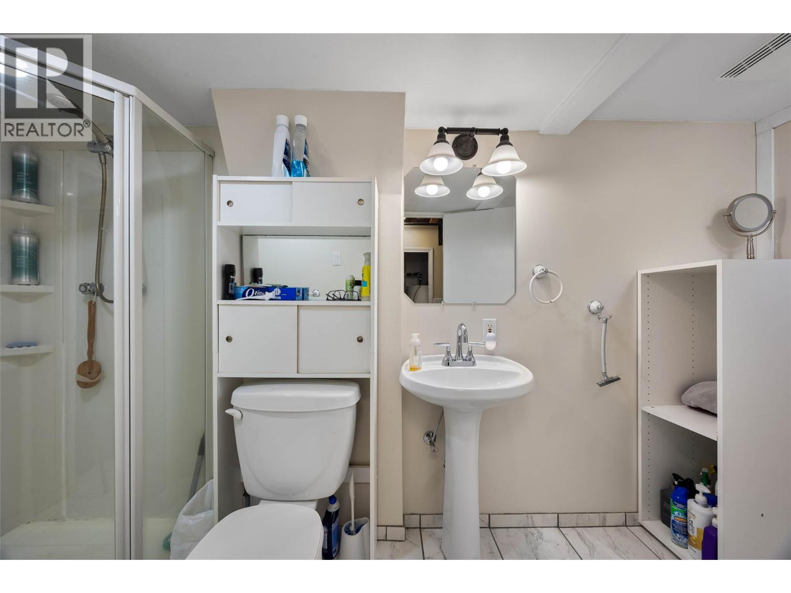 760 Munro Street, Kamloops, British Columbia  V2C 3E8 - Photo 32 - 10386178
