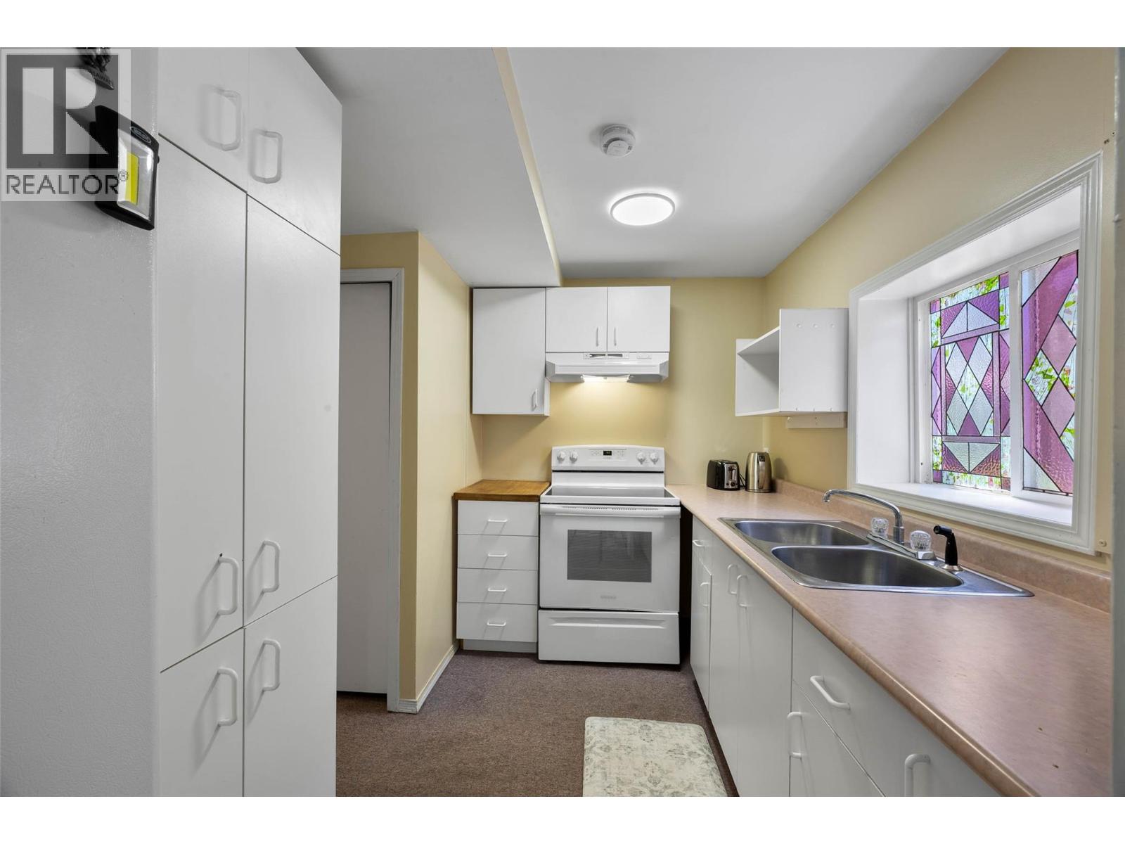760 Munro Street, Kamloops, British Columbia  V2C 3E8 - Photo 33 - 10386178