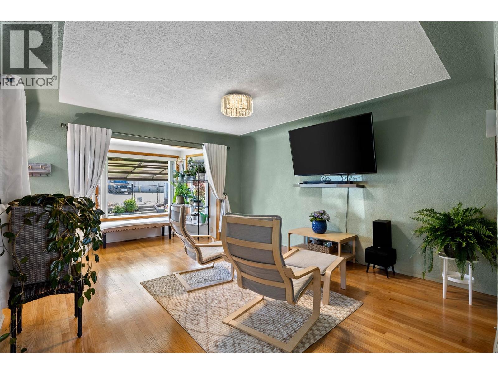 760 Munro Street, Kamloops, British Columbia  V2C 3E8 - Photo 6 - 10386178