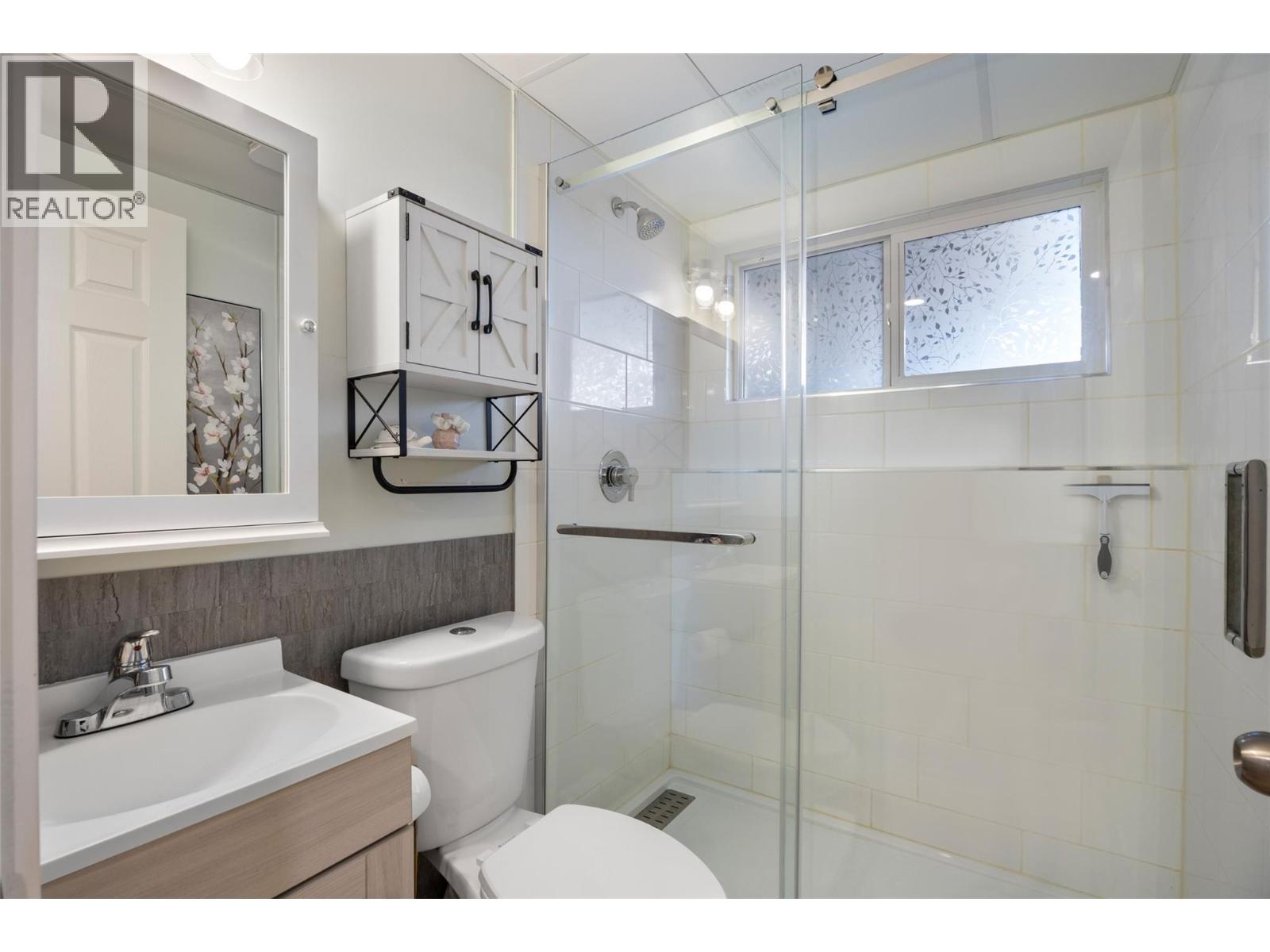 634 Patricia Avenue, Kamloops, British Columbia  V2B 7M3 - Photo 24 - 10386054