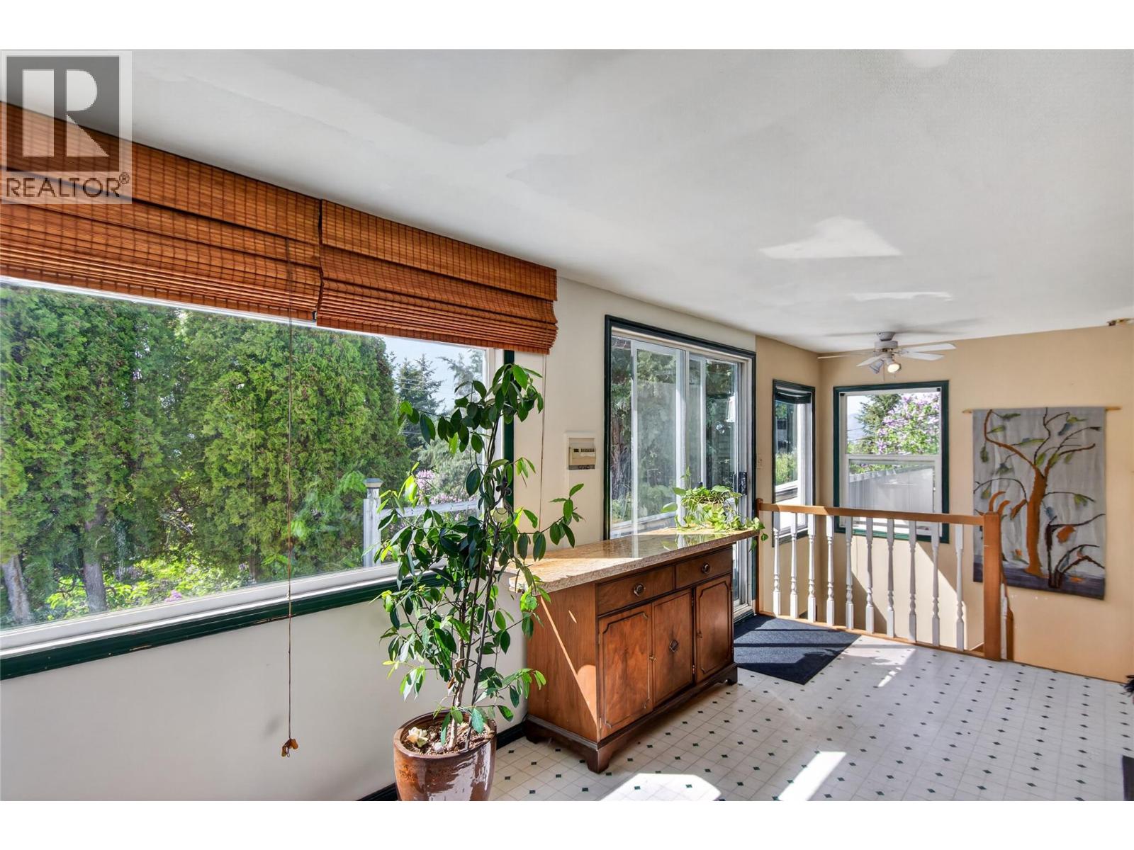 905 Lower Debeck Road, Naramata, British Columbia  V0H 1N1 - Photo 13 - 10385921