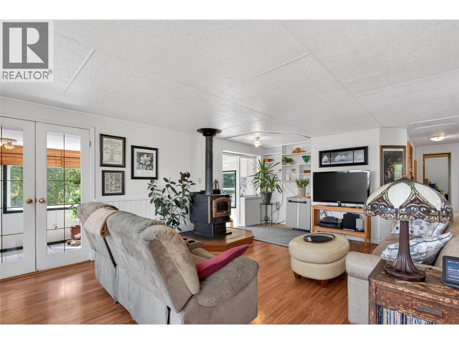 905 Lower Debeck Road, Naramata, British Columbia  V0H 1N1 - Photo 4 - 10385921