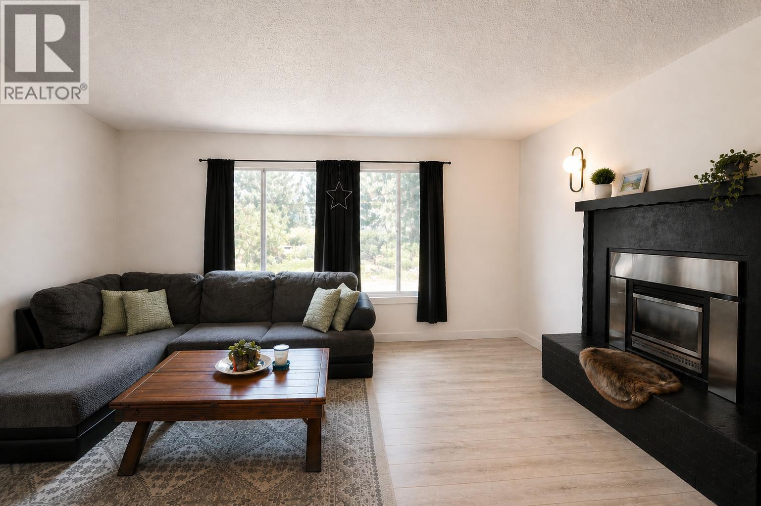 2897 Highway 3a, Nelson, British Columbia  V1L 6M1 - Photo 4 - 10385662