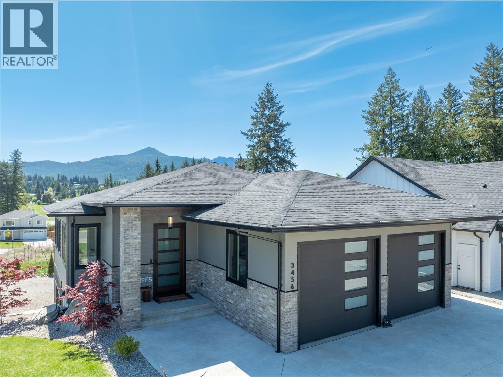 3456 18 Avenue NE, salmon arm, British Columbia