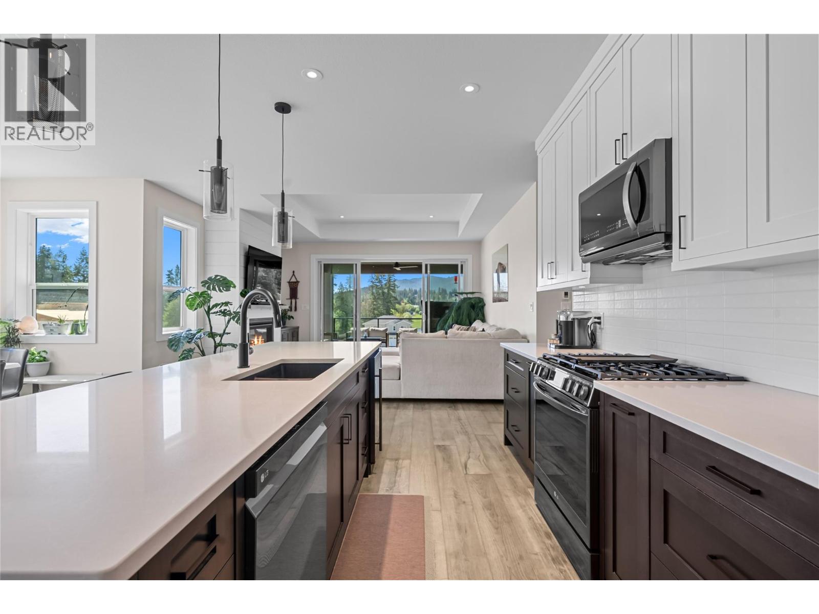 3456 18 Avenue Ne, Salmon Arm, British Columbia  V1E 1M9 - Photo 14 - 10386409