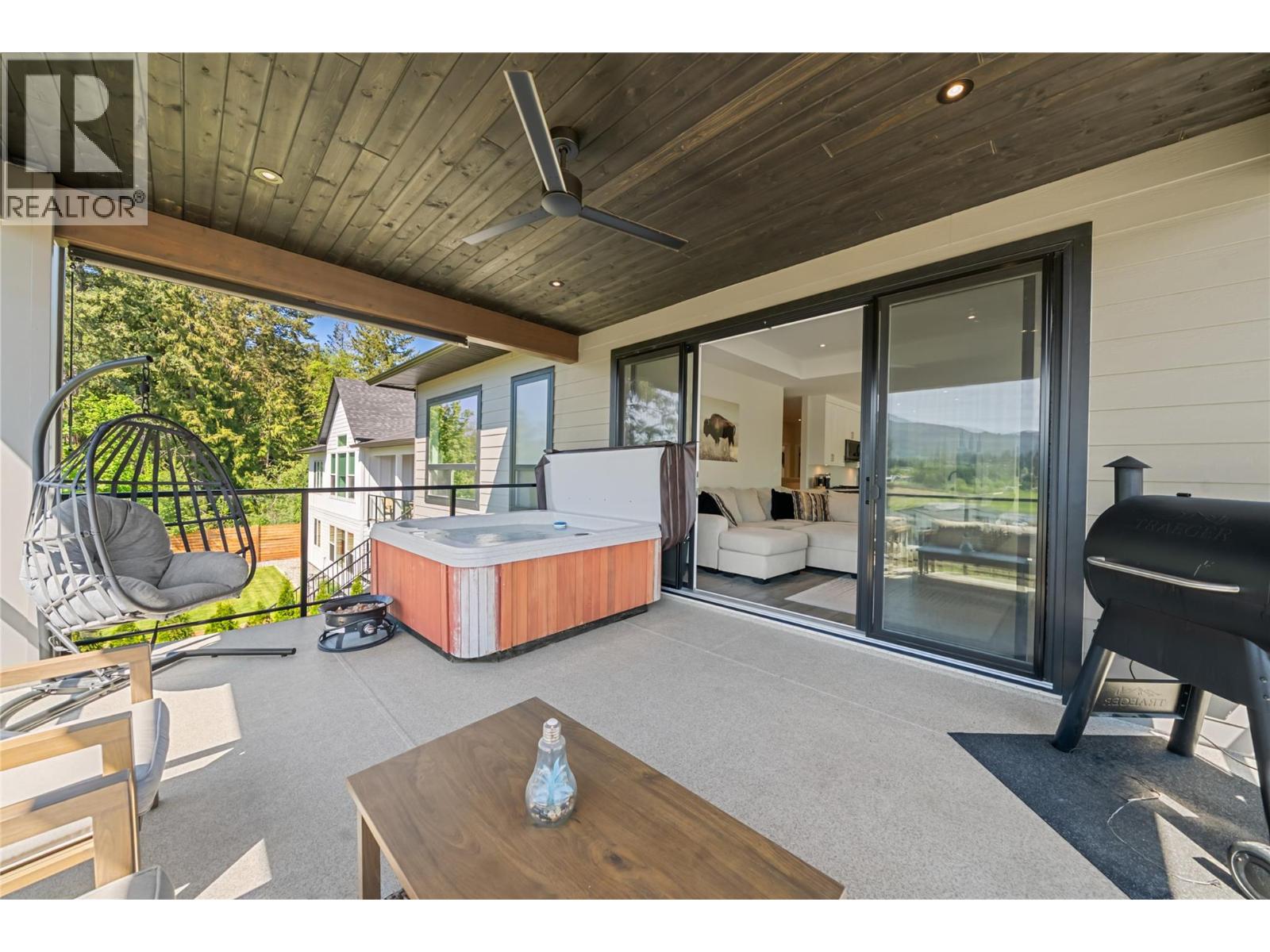 3456 18 Avenue Ne, Salmon Arm, British Columbia  V1E 1M9 - Photo 23 - 10386409
