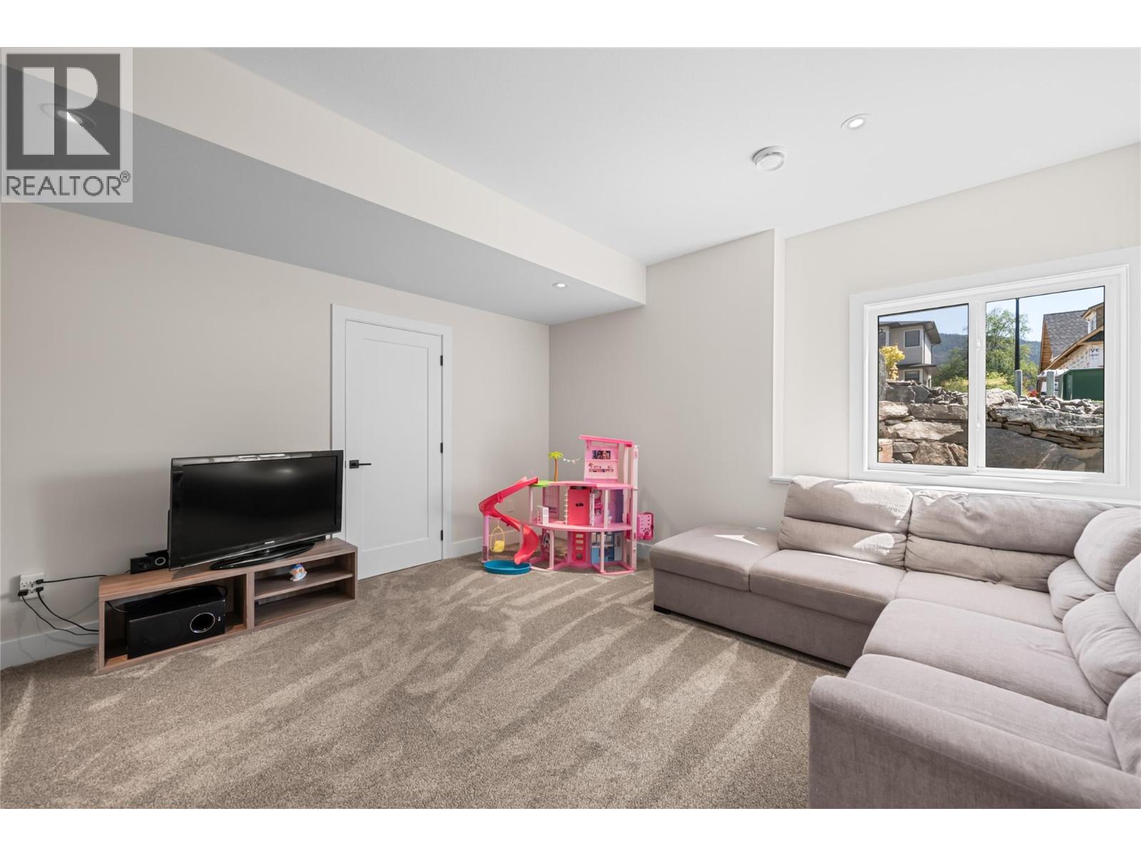 3456 18 Avenue Ne, Salmon Arm, British Columbia  V1E 1M9 - Photo 36 - 10386409