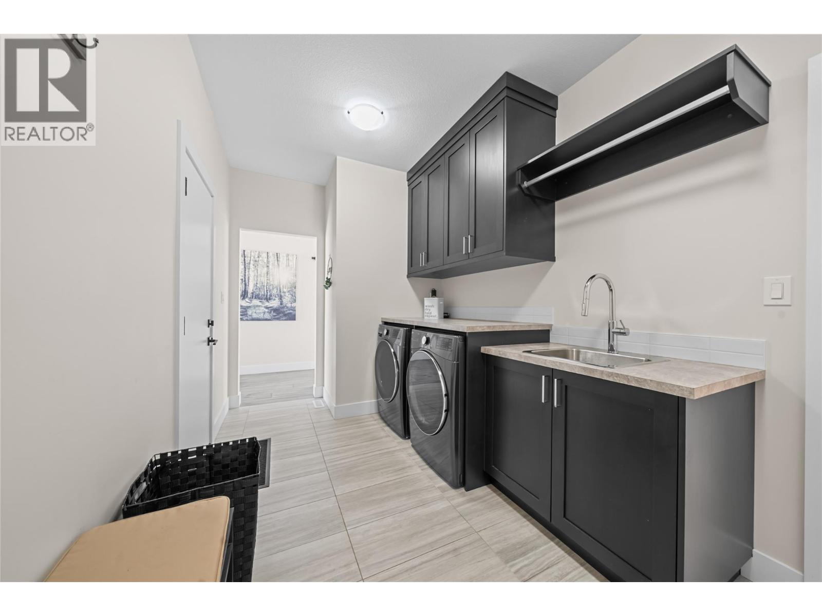 3456 18 Avenue Ne, Salmon Arm, British Columbia  V1E 1M9 - Photo 6 - 10386409