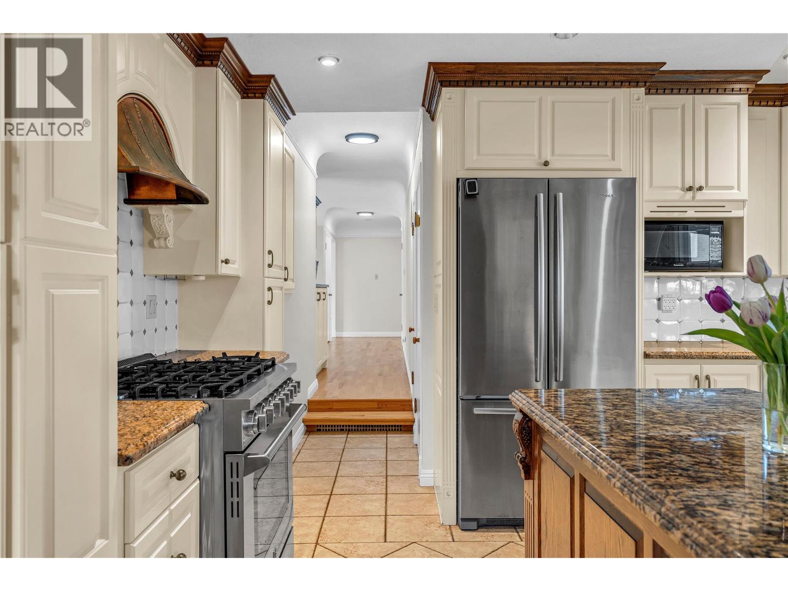 1135 Johnson Road, Penticton, British Columbia  V2A 1W6 - Photo 12 - 10386369