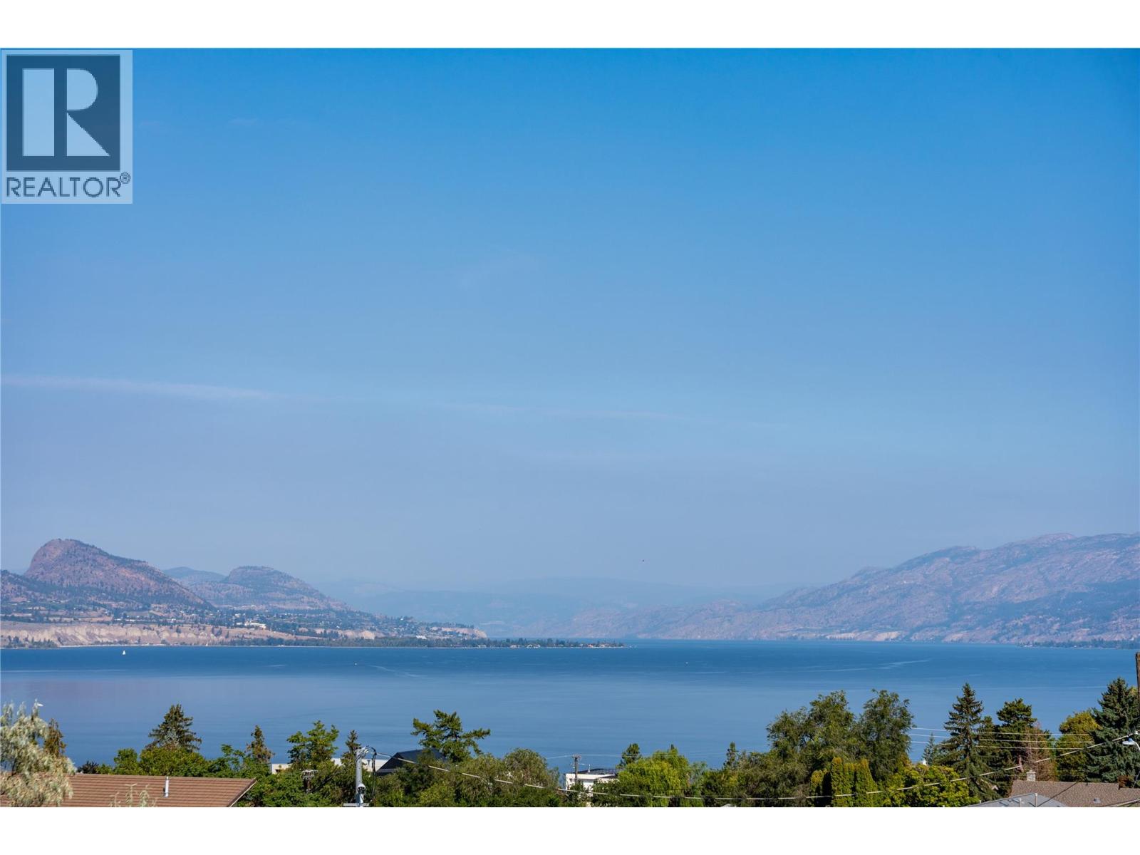 745 Westminster Avenue E, penticton, British Columbia